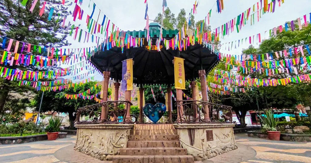 Ajijic Plaza