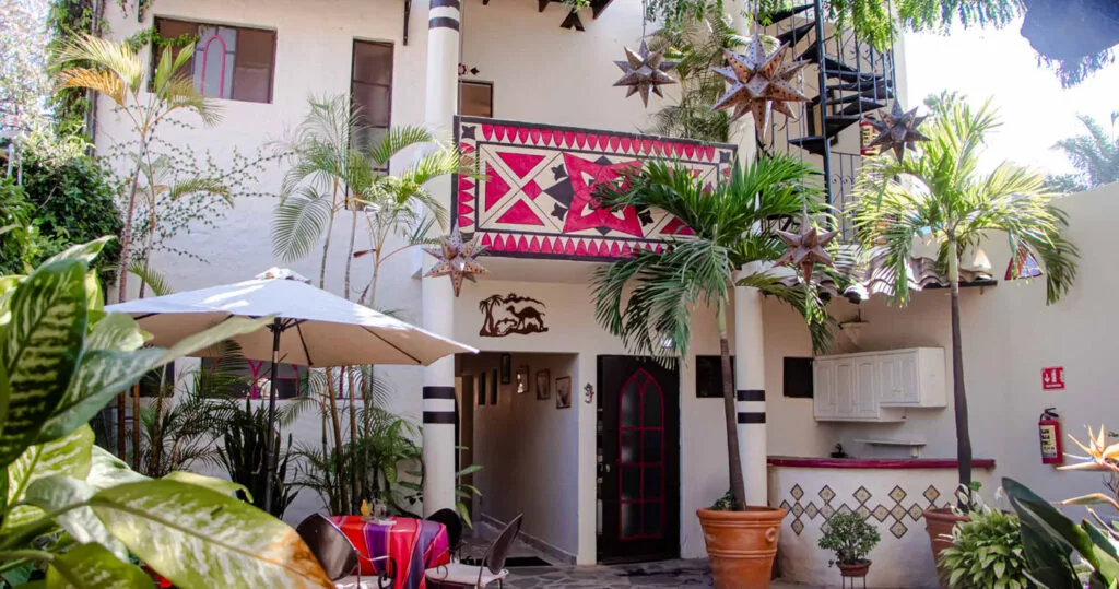 Stay at Hotel Casa Blanca Ajijic