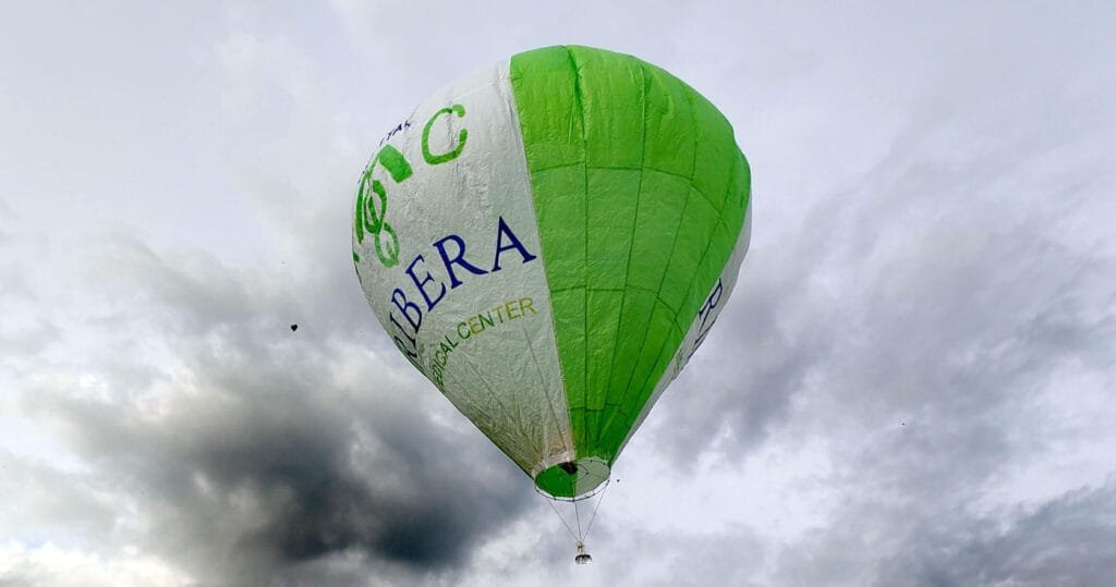 Ballon regatta in Ajijic
