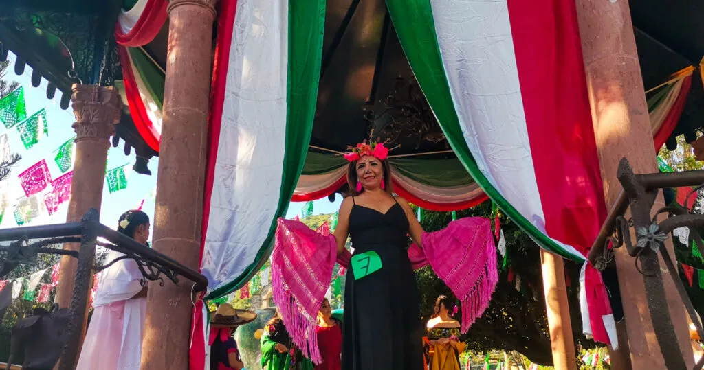 Fiestas patrias Ajijic - Rebozo
