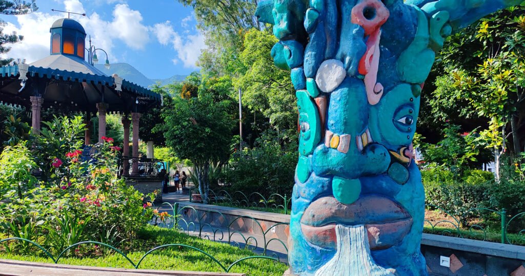 Ajijic Pueblo-Magico - Plaza