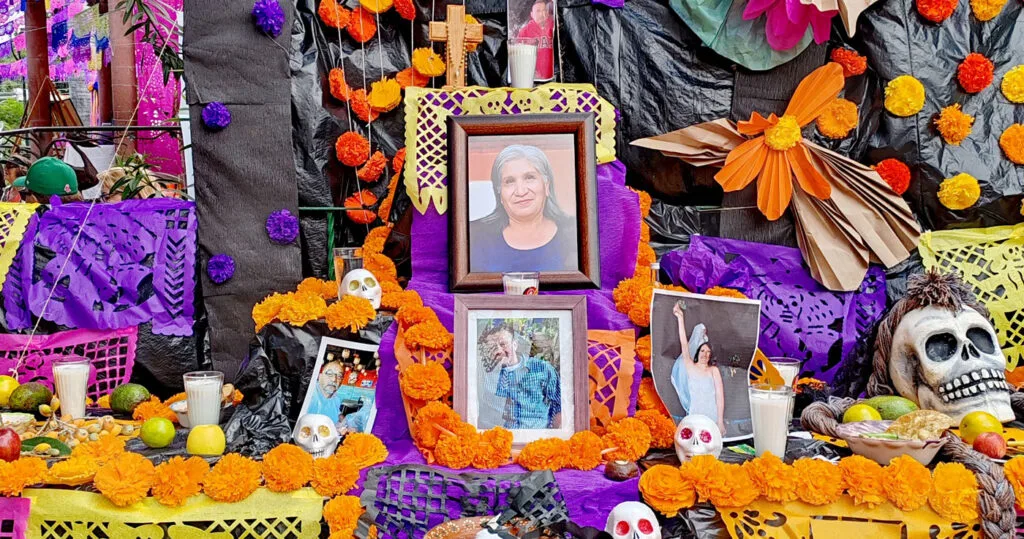 Day of the Dead altar in Ajijic