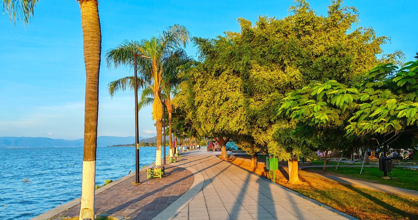 Ajijic malecon