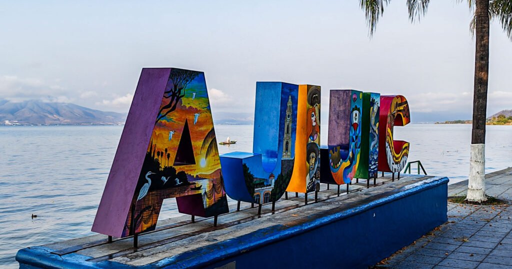 Ajijic boardwalk in the morning